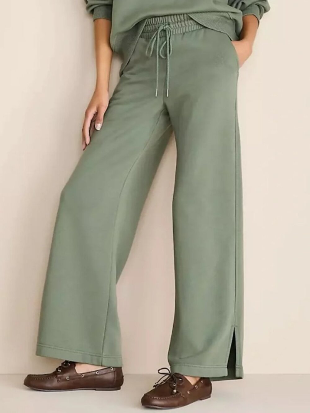 Lou & Grey Elite Fleece Wide Leg Sweatpants